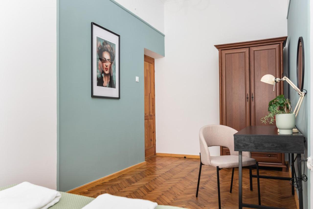 Classy Old Town Apartment - By Upstairs Cracovie Extérieur photo